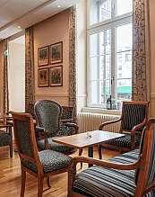Bar Tisch und Stühle